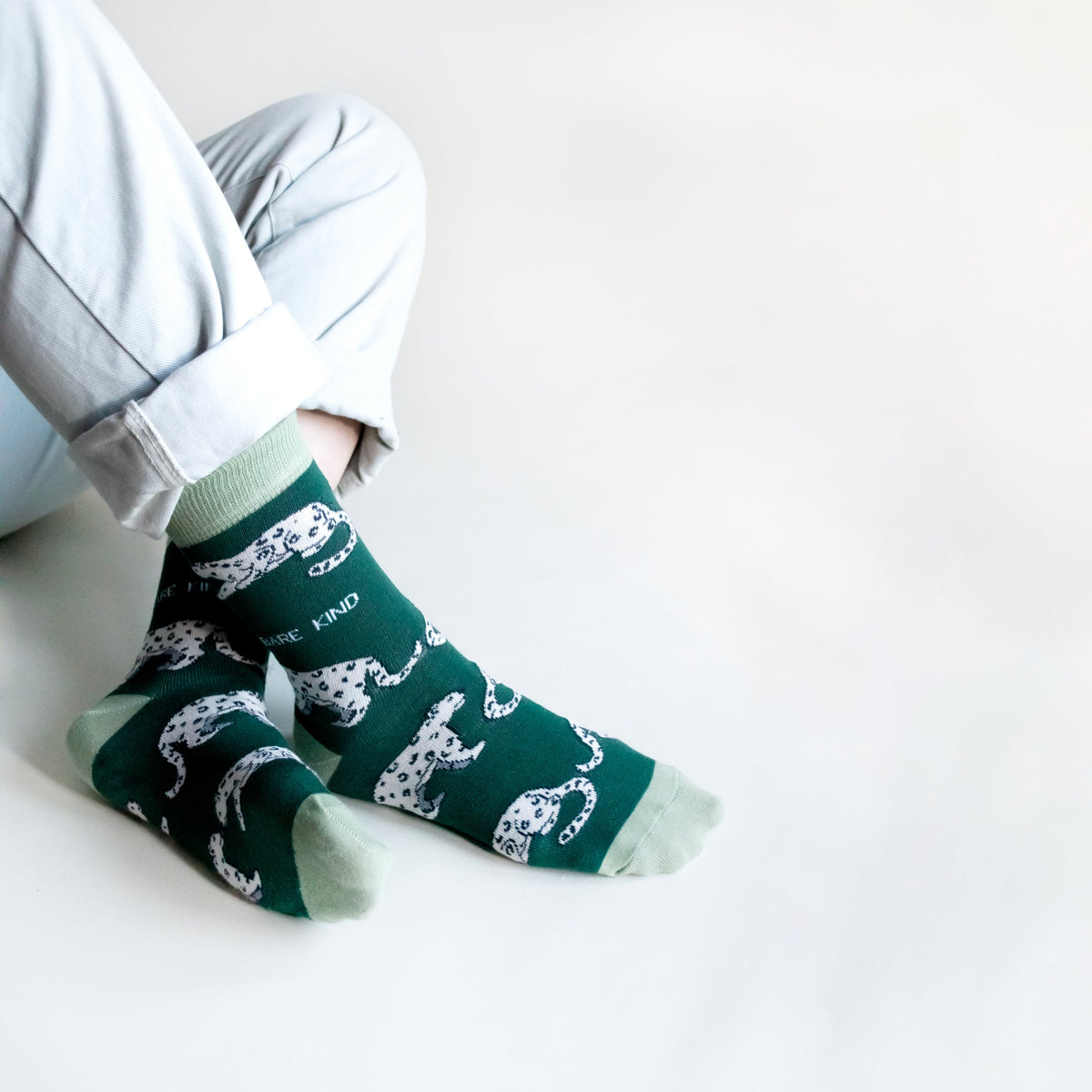 Save the Snow Leopards Bamboo Socks - Rusty Deer