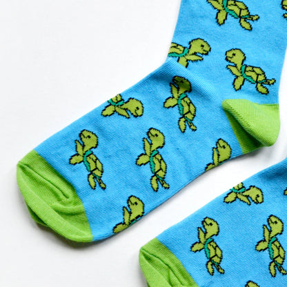 Save the Turtles Bamboo Socks - Rusty Deer